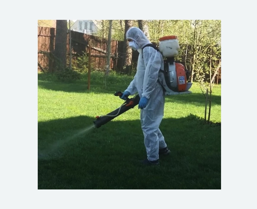Обработка территории от клещей в Красногорске